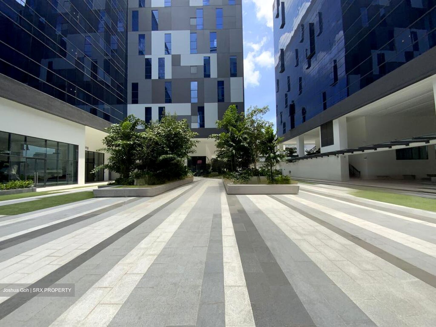 Kallang Way (D13), Factory #459804091